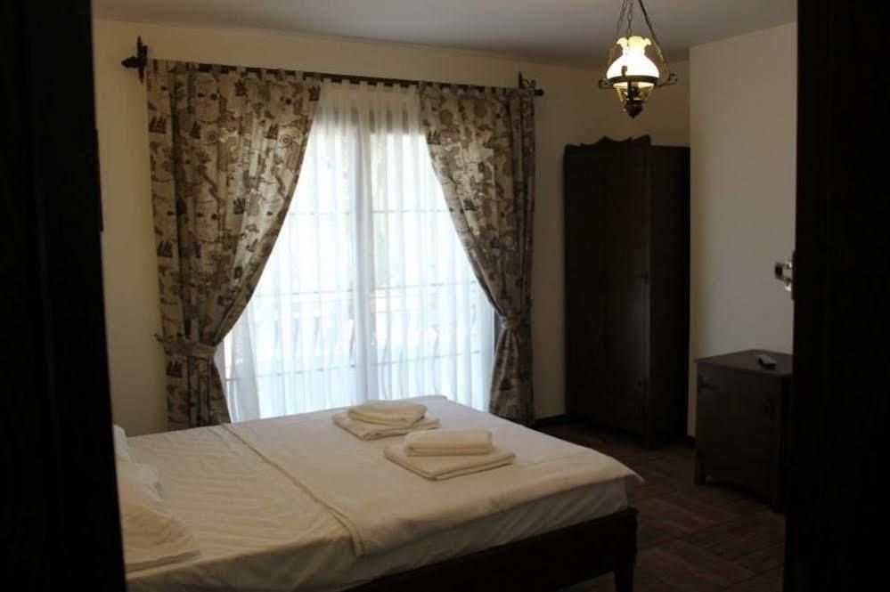 Kaptan Motel Siğacık Eksteriør billede