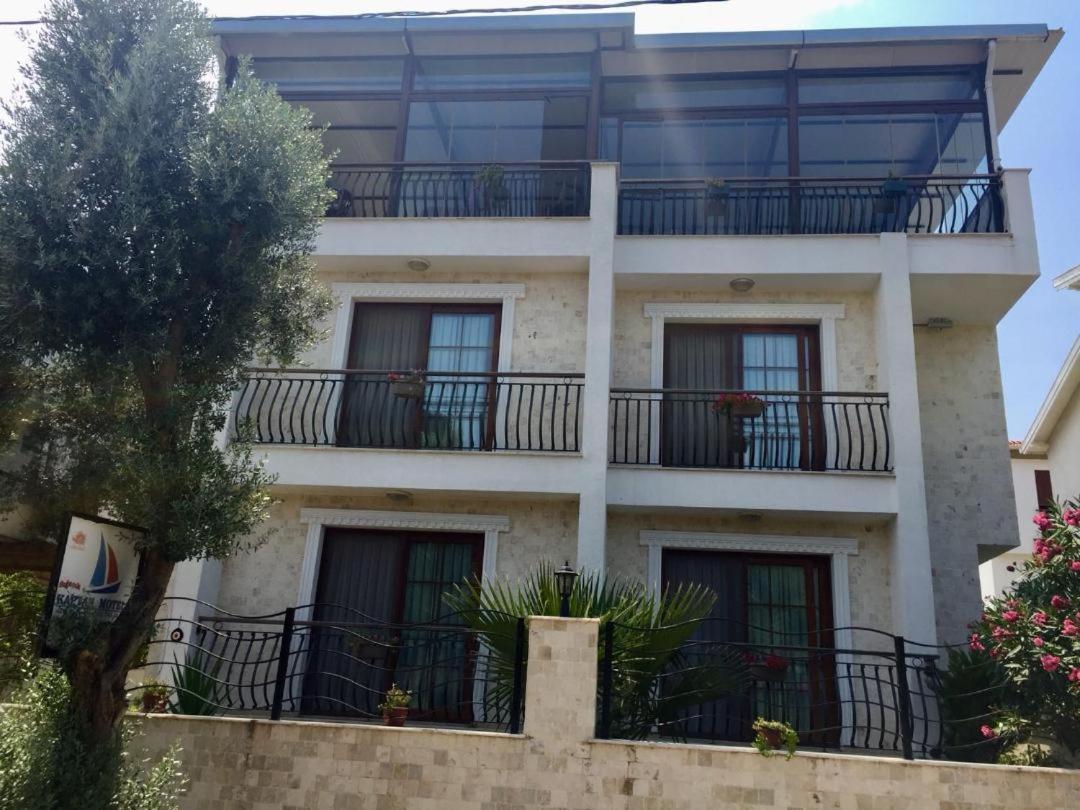 Kaptan Motel Siğacık Eksteriør billede